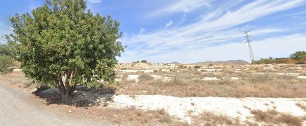 Terreno en Polígono 28 s/n