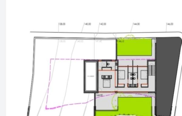 Terreno en calle Bassa