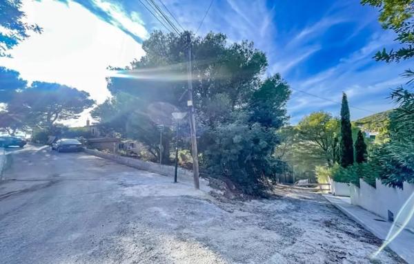 Terreno en calle Bassa