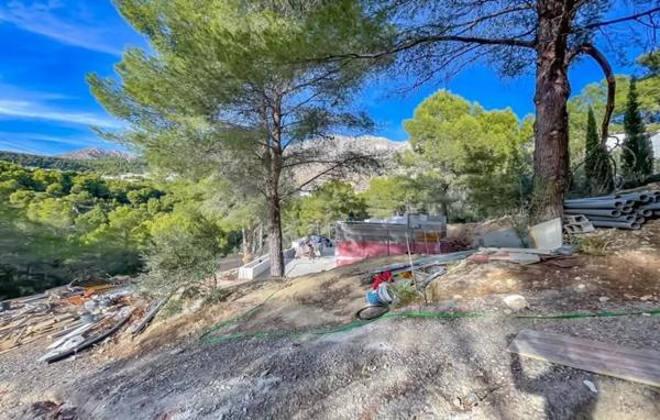 Terreno en calle Bassa