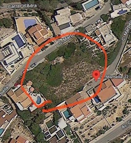 Terreno en calle Marbella