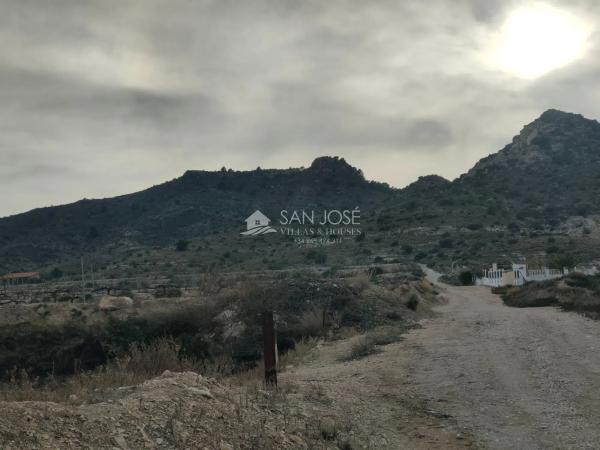 Terreno en Pedanías Oeste