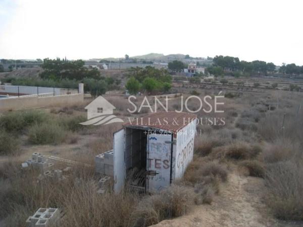 Terreno en Pedanías Oeste