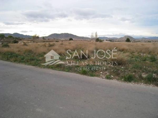 Terreno en Pedanías Oeste