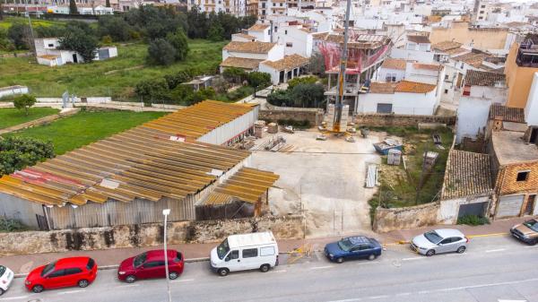 Terreno en calle Jurados