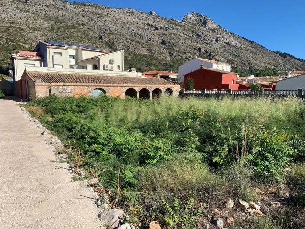 Terreno en camino de la foia