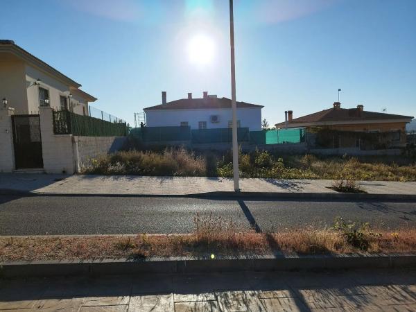 Terreno en calle Aitana, 12