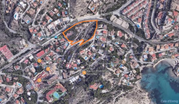 Terreno en avenida Central, 9