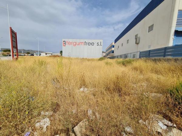 Terreno en Campo Alto