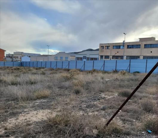 Terreno en calle Teide