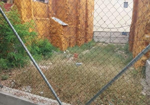 Terreno en calle Mitja Galta