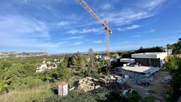 Terreno en calle Sharq Al-Andalus