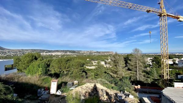 Terreno en calle Sharq Al-Andalus