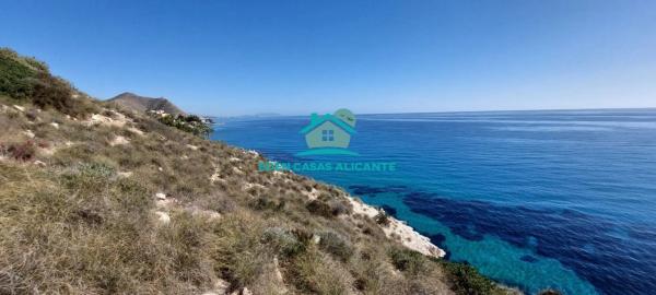 Terreno en calle de la Nucía, 2