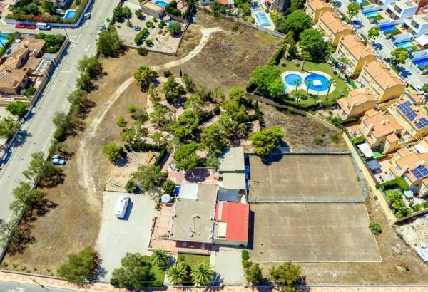 Terreno en calle Benilloba