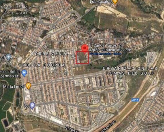 Terreno en calle Carlos Torres, 24