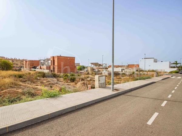 Terreno en Los Montesinos