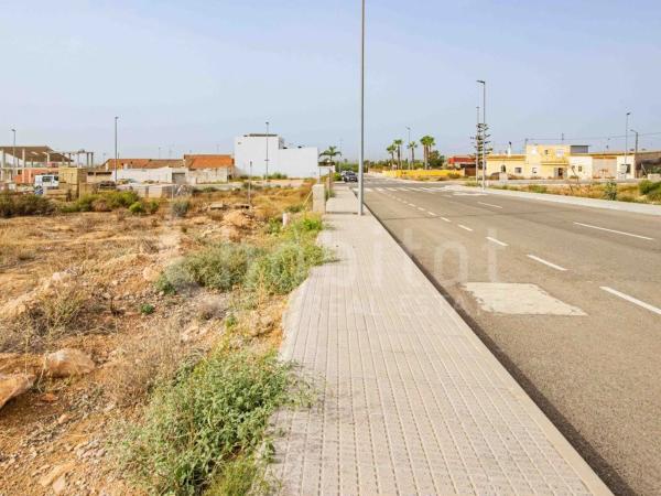 Terreno en Los Montesinos