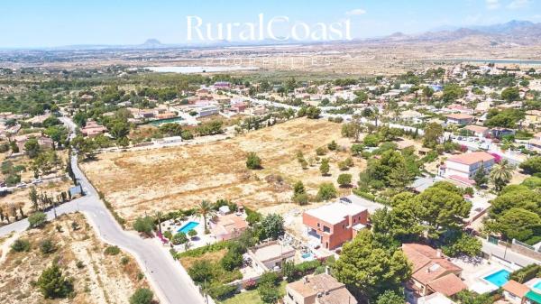 Terreno en Partida Bonalba