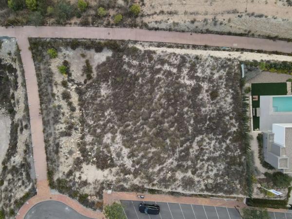 Terreno en plaza Alfarella. Sector 13, 6 m