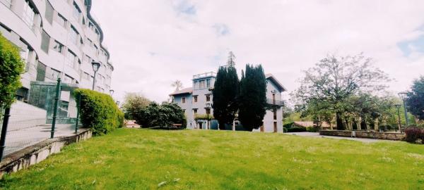 Terreno en avenida Vilaboa