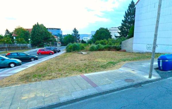 Terreno en avenida Souto Vizoso, 11