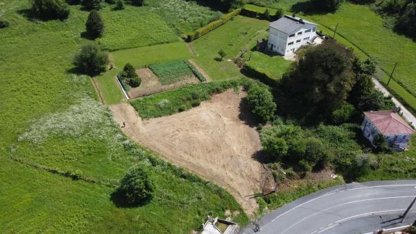Terreno en avenida de la República del Uruguay, 12