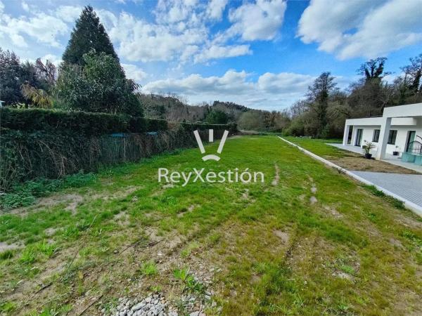 Terreno en Oleiros