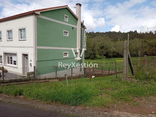 Terreno en calle da Burata