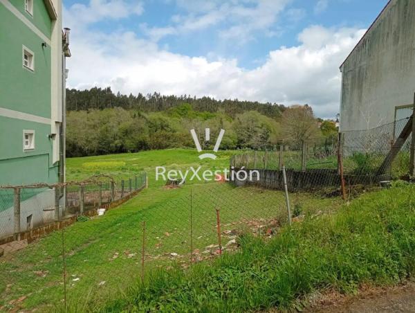 Terreno en calle da Burata