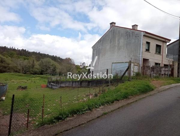 Terreno en calle da Burata
