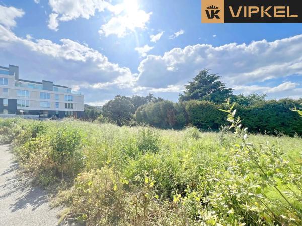 Terreno en calle Orquesta Os Satélites