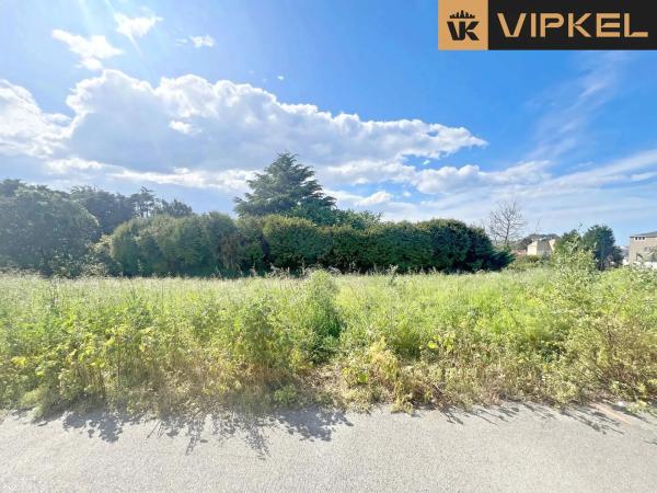 Terreno en calle Orquesta Os Satélites