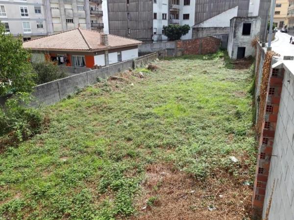 Terreno en Ribeira