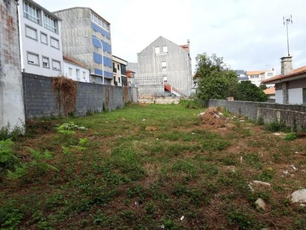 Terreno en Ribeira