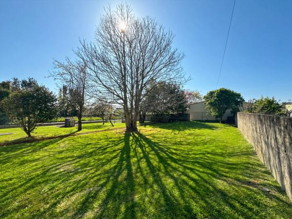 Terreno en calle Eduardo Galeano, 2