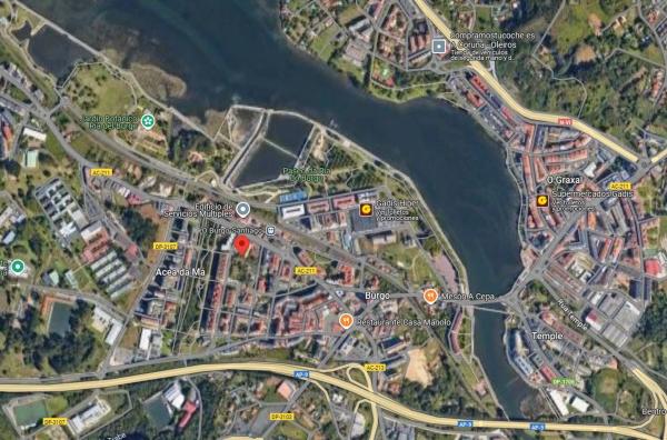 Terreno en calle Mosteiro de Sobrado, 2