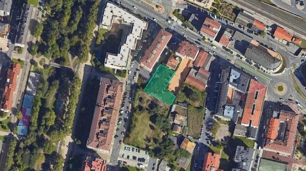 Terreno en calle Mosteiro de Sobrado, 2