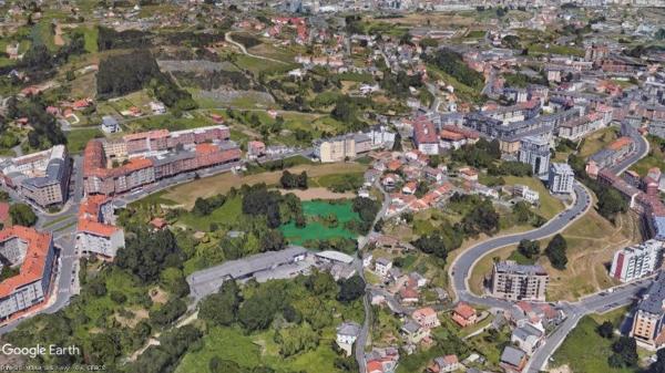 Terreno en avenida Corveira