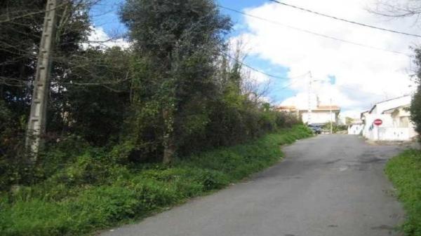 Terreno en avenida Corveira