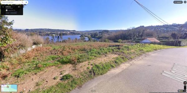 Terreno en calle Parroquia de Moruxo, 35