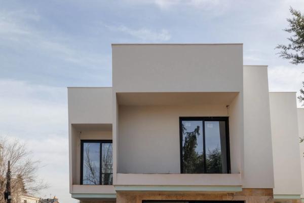 2 pareados en C/Nalón 4