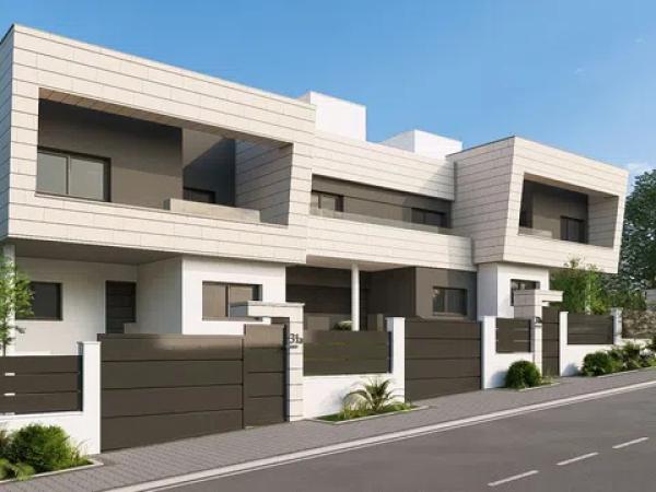 Chalet adosado en venta en Álvaro Caballero