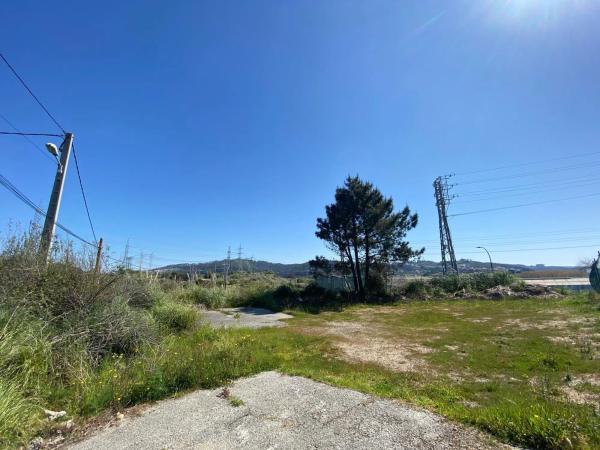 Terreno en plaza Sabon