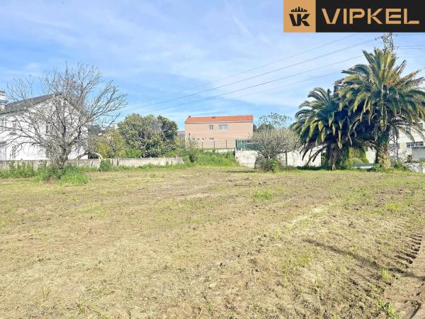 Terreno en calle Pablo Ares Feal