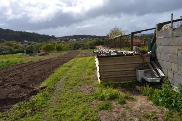 Terreno en calle Outeiro