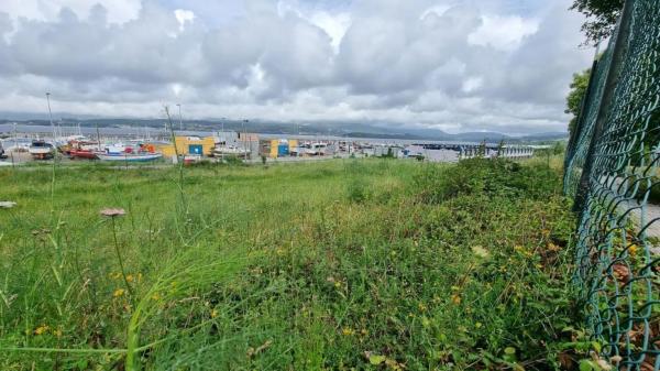 Terreno en calle Carbaxales de Abaixo