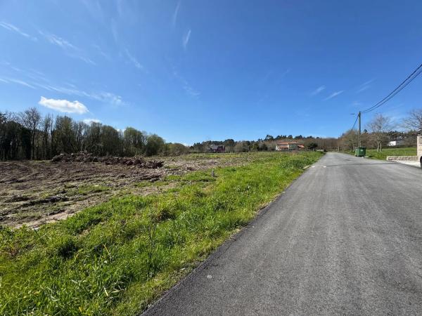 Terreno en lugar cantoña