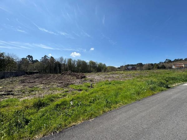 Terreno en lugar cantoña