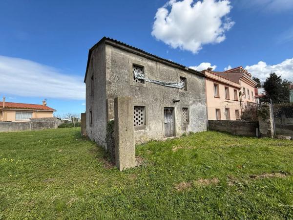 Terreno en avenida Isaac Díaz Pardo